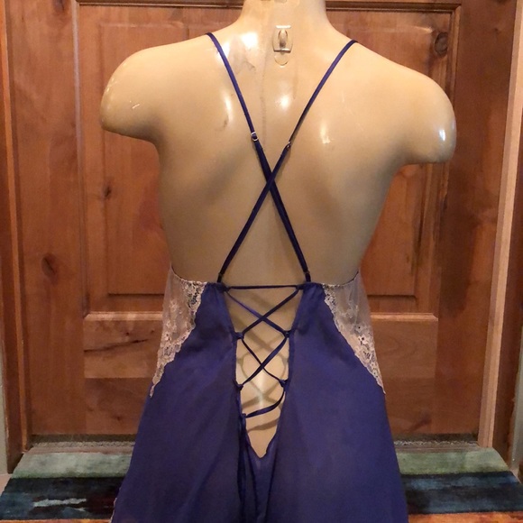 Super sexy lacy Victoria’s Secret nighty medium - Picture 7 of 9